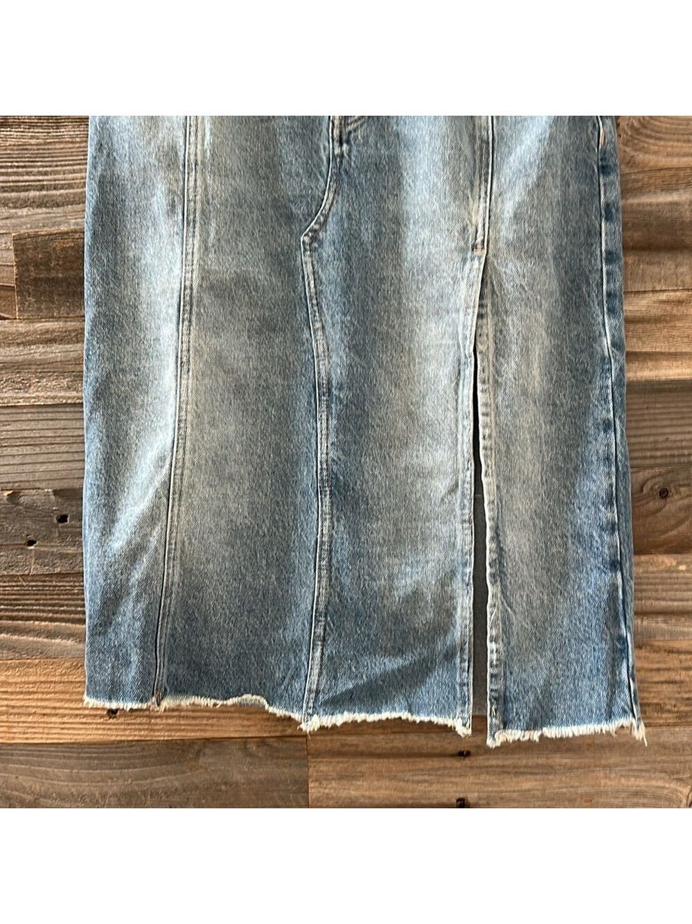 Free People Blue Denim Distressed Midi Skirt Size 27 100% Cotton - Picture 2 of 9